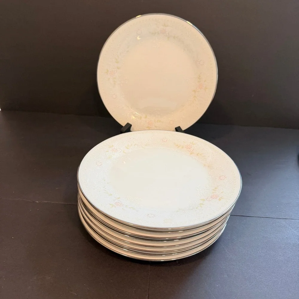 Noritake Temptation 2752 Salad Plates 8 1/4 Inch Set of 9 Japan